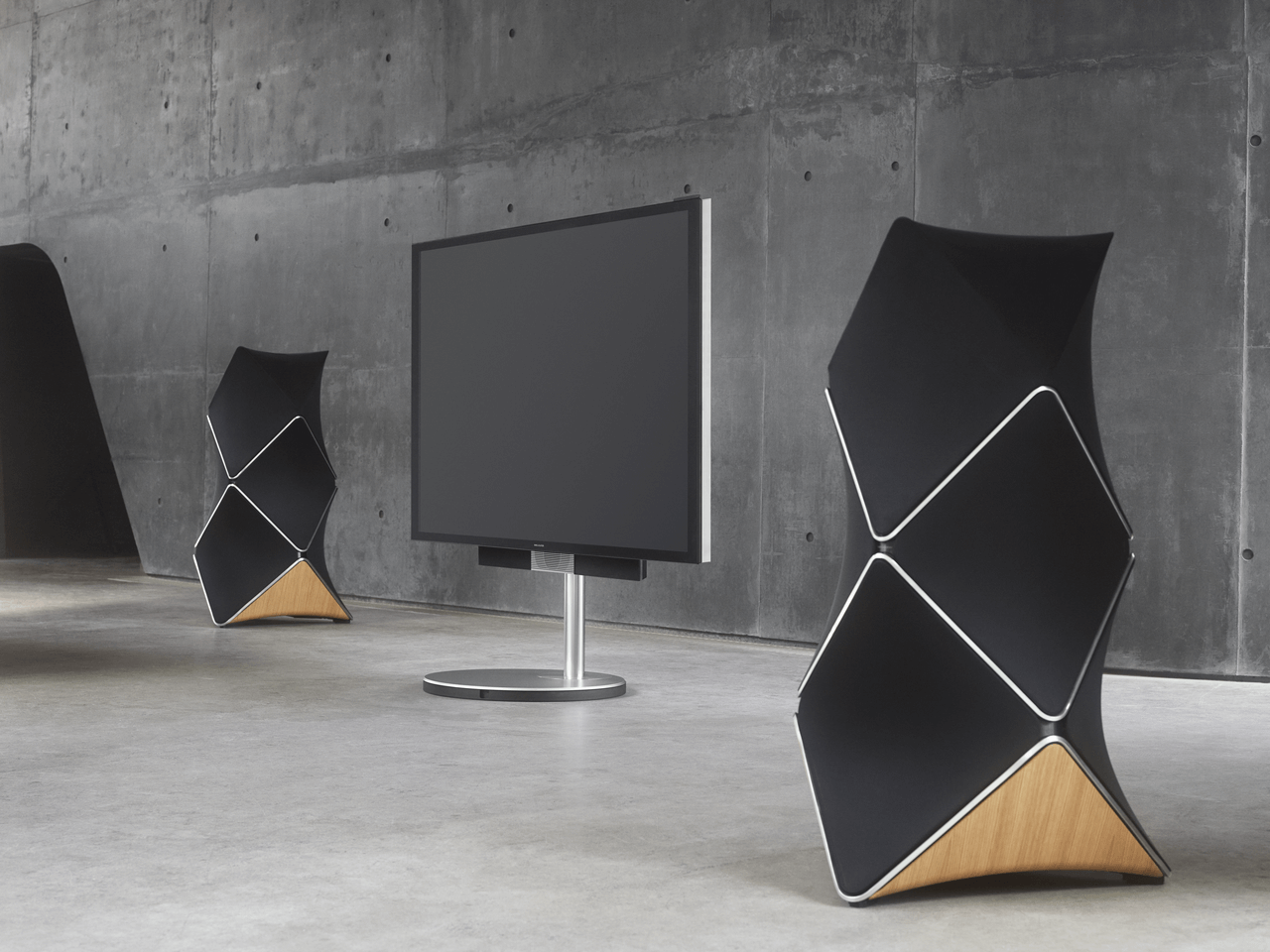 Beolab 90 mit Beovision Avant